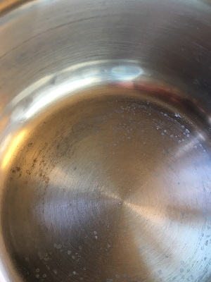 pitting stains on stainless steel pan